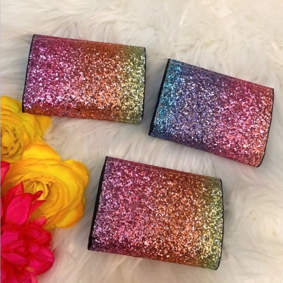 Ombre Glitter Trifold Wallet With Heart Accent NEW! - Picture 2 of 4